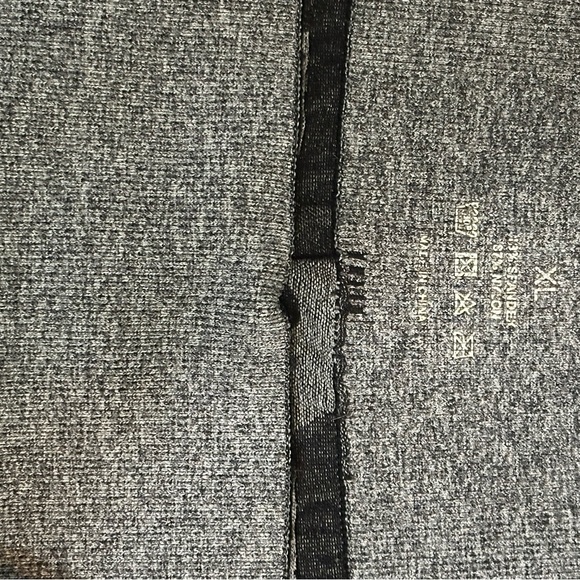 NVGTN Grey Camo Biker Shorts - Picture 2 of 4